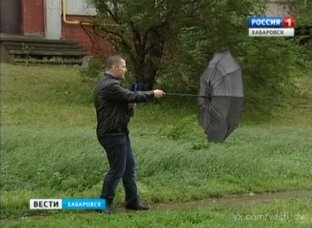 Бушующий циклон усугубил старые коммунальные проблемы
