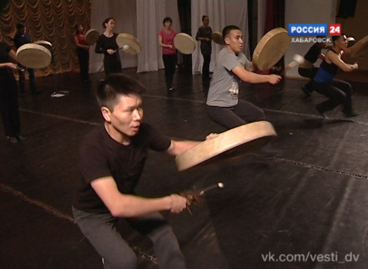 Репетиция чукотско-эскимоского ансамбля «Эргырон»