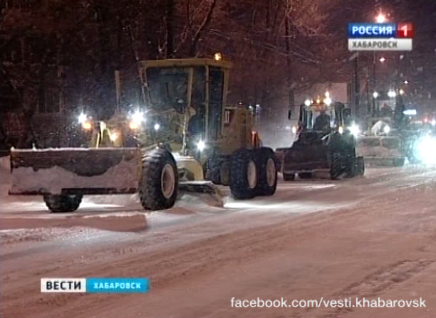 Ночная уборка снега
