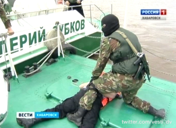 Тренировка спецназа таможни