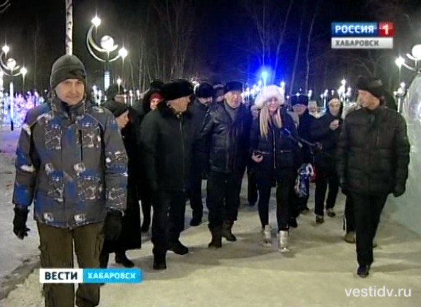 Мэр Хабаровска проверил новогодние городки