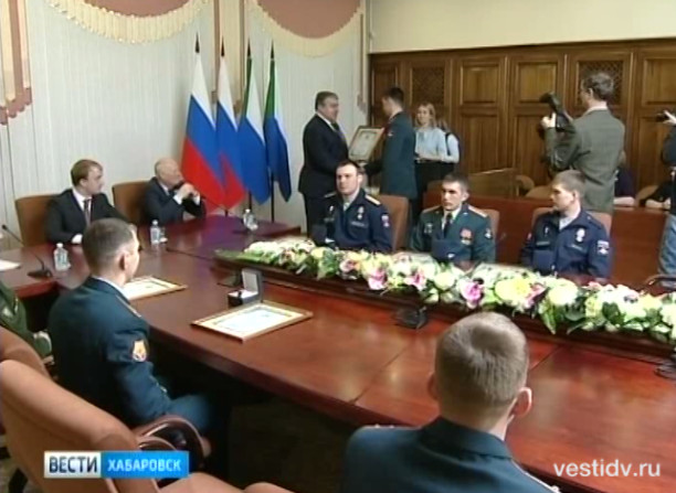 Премии военным