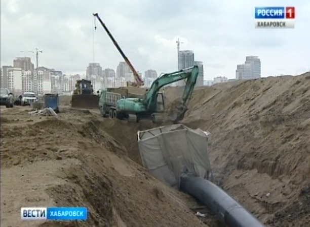 Строительство дамбы в Хабаровске