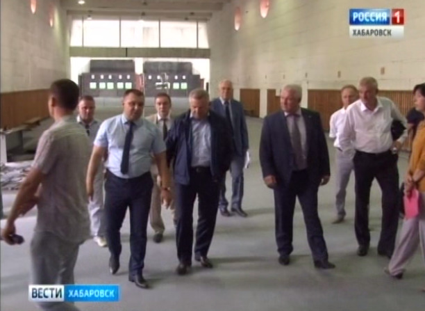 Осмотр прогулочной и парковой зон стадиона имени Ленина