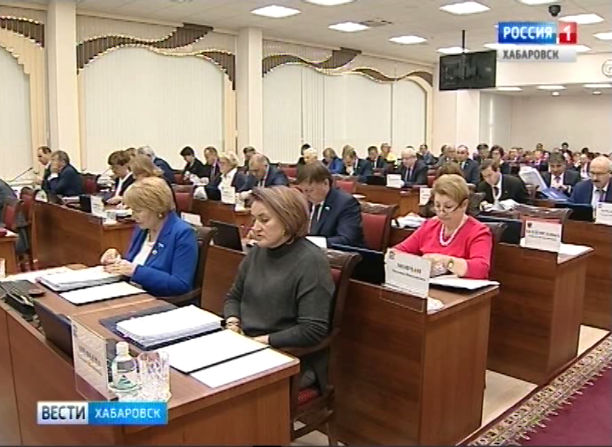 2 депутата сложили полномочия
