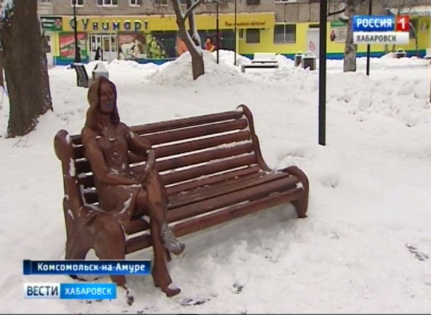 Сломали антивандальную скульптуру