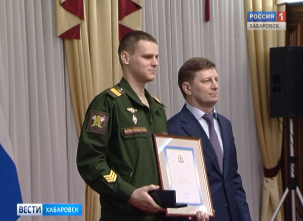 Награждение лучших военнослужащих