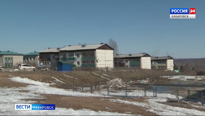 Топит дома в Хурмули