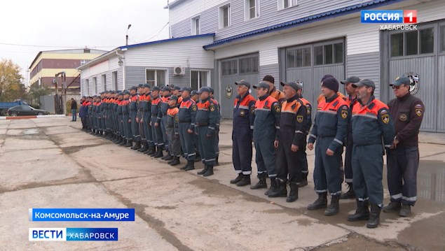 Отряд МЧС из Хабаровска завершил работу во время паводка в Комсомольске-на-Амуре