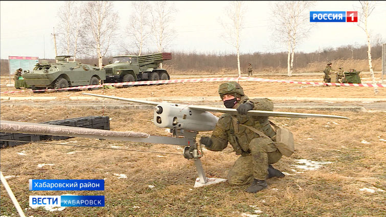 76-ю годовщину со дня образований ракетных войск и артиллерии отметили военнослужащие