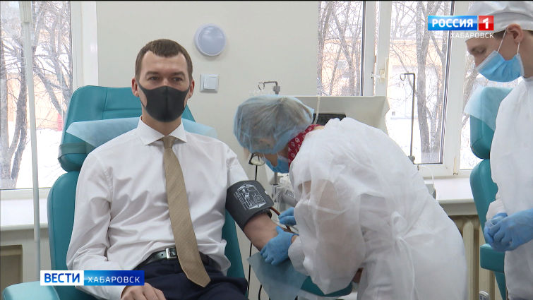 Более 400 доз антиковидной плазмы заготовлено в Хабаровском крае