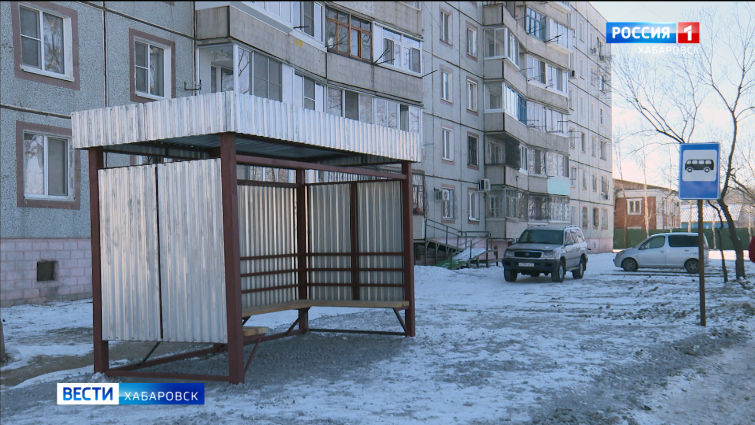 В с. Ракитное установили автобусные остановки на пути к школе