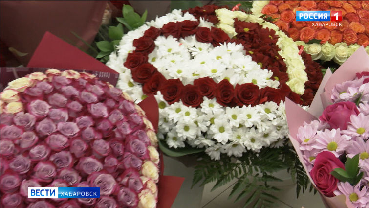 Цветочные магазины традиционно стали одним из самых популярных мест 8 марта