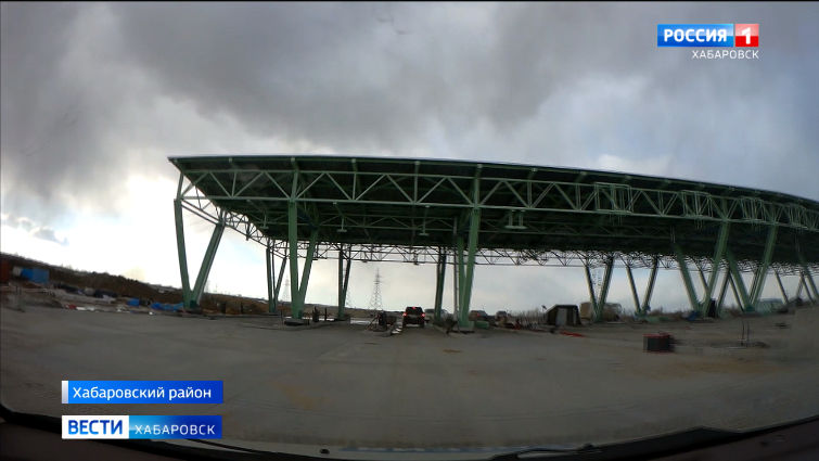 В Хабаровске вместе с руководство Росавтодора обсудили дополнительное финансирование ремонта краевых дорог