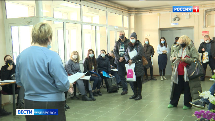 В Хабаровском крае стартовала запись в первые классы школ