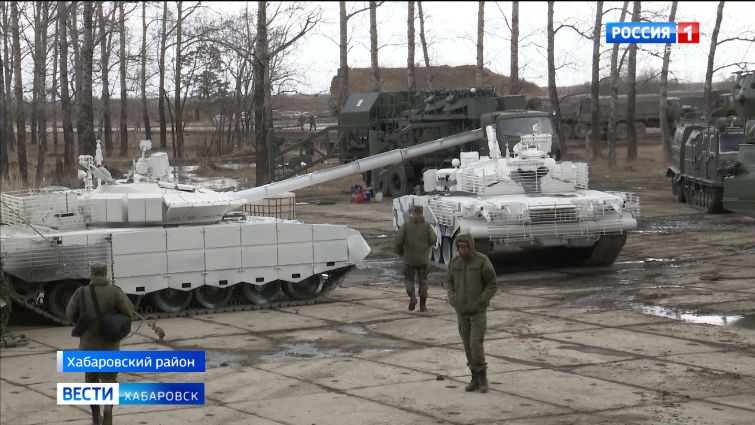 Хабаровчанам на параде Победы покажут военную технику в арктическом камуфляже