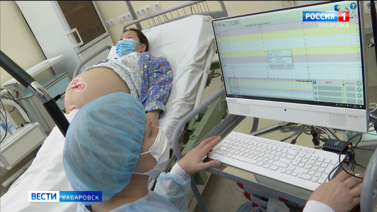 Акушерки Хабаровского края отметили свой профессиональный праздник