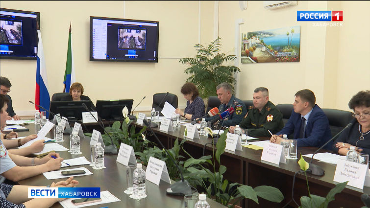 В Хабаровском крае усиливают меры безопасности из-за последних звонков, ЕГЭ и выпускных
