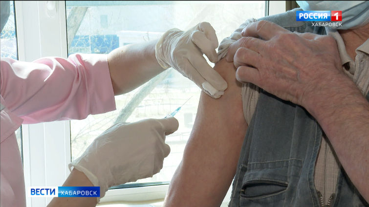 Работодателям в Хабаровском крае предлагают давать отгул работникам, прошедшим вакцинацию от COVID-19