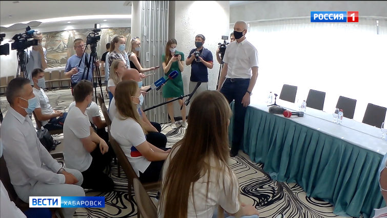 Министр спорта РФ проверил, как в Хабаровске готовятся национальные сборные перед Олимпиадой