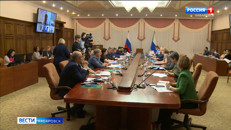 Профсоюзы со всего ДФО обсудили в Хабаровске проблемы жителей северных территорий