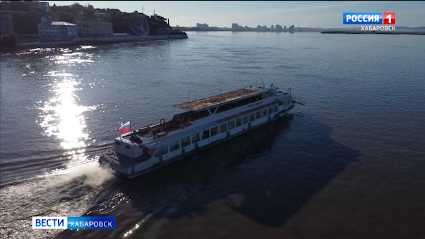 На Амуре у Хабаровска возобновилась пассажирская навигация
