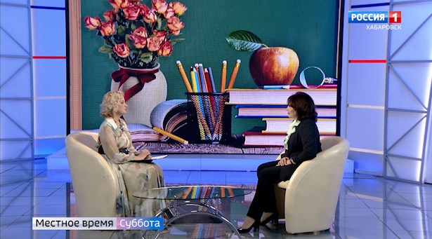 Местное время. О решении проблем педагогических кадров, о выставке кукол семьи легендарного скульптора Даши Намдакова
