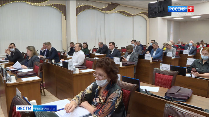 Доходы и расходы бюджета Хабаровского края в этом году увеличатся почти на 11 млрд рублей