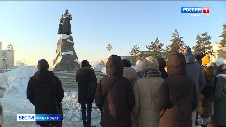 Участников молодежной туристической программы угостили талой и научили стрелять из лука