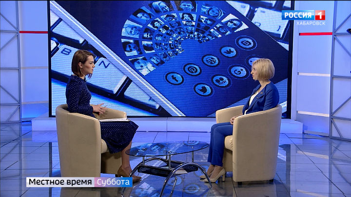 Местное время: Как справиться с зависимостью от гаджетов и соцсетей? Как создать своего робота?