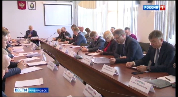 Работу в новых условиях обсудили в Правительстве края с представителями бизнеса