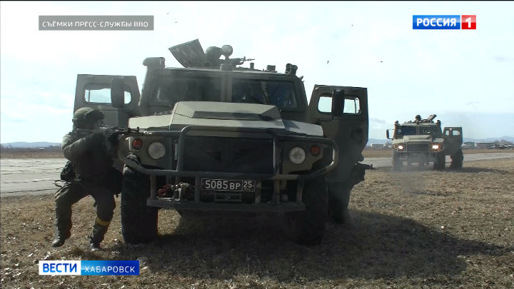 Нападение террористов на военный аэродром Хабаровска отразили на традиционных учениях