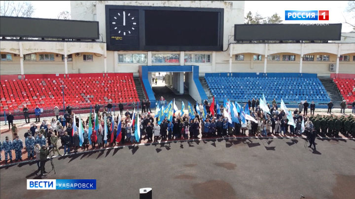 «Если не Россия, то никто!». День воинской славы в Хабаровске отметили митингом и концертом