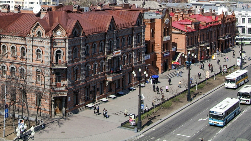 Первого мая центр Хабаровска перекроют для движения автотранспорта