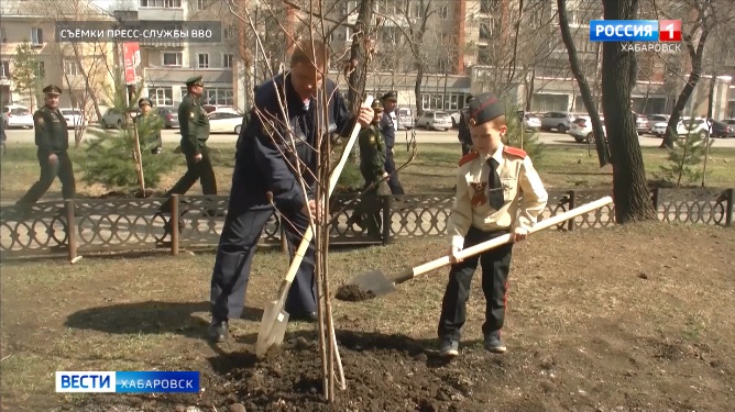 «Аллея славы» появилась возле штаба Восточного военного округа