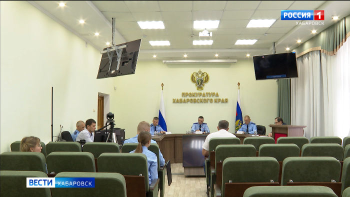 Заместитель генпрокурора РФ Дмитрий Демешин провёл в Хабаровске личный приём переселенцев с Донбасса