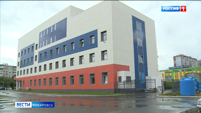 400 человек в смену сможет принимать новая детская поликлиника в микрорайоне «Строитель»