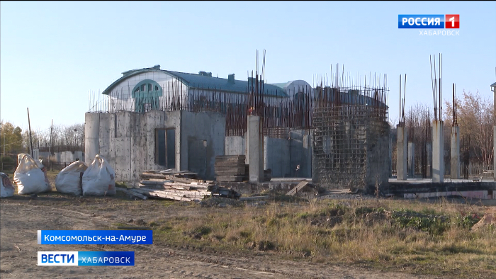 Военные строители завершат медицинские объекты в Городе юности