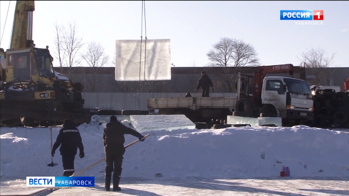 В Хабаровске начали подготовку к строительству ледовых городков