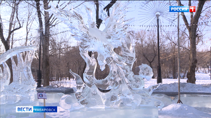 Сломали мост и оторвали лапы: скульптуры конкурса «Амурский хрусталь» пострадали от вандалов