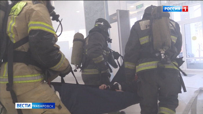 Учения с масштабом: в Хабаровске прошла тренировка специалистов системы защиты населения края