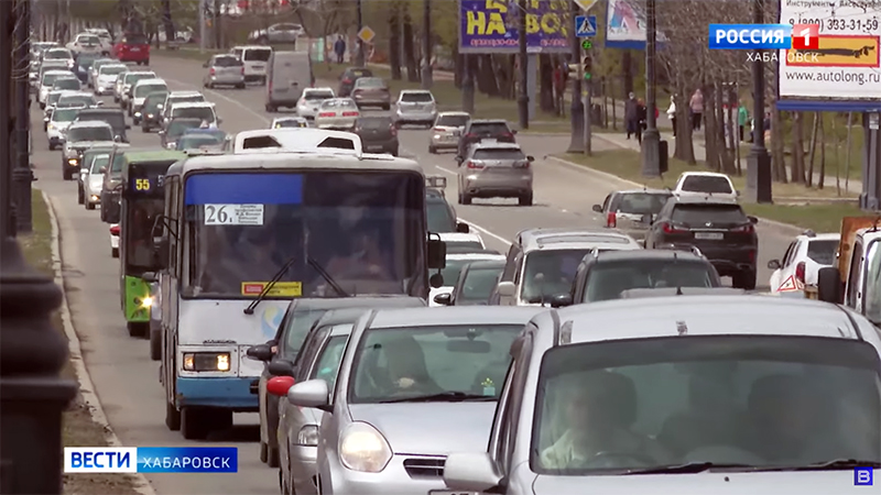 В Хабаровске на Родительский день запустят дополнительный транспорт