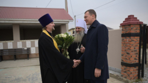 Михаил Дегтярёв и митрополит Артемий открыли обновлённый центр сестринского ухода
