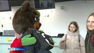 Тёплый приём в снежном Хабаровске устроили «Золотой сотне» подростков из Дебальцево