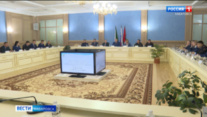 Усилить контроль за участниками дорожного движения призвали на форуме прокуратуры края
