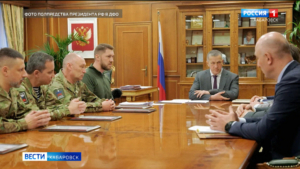 «Служба Родине для них – не пустой звук»: Юрий Трутнев встретился с добровольцами из госорганов
