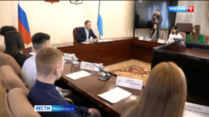 «Наша сила – в многообразии»: губернатор встретился с лучшими студентами из числа коренных народов