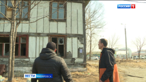Клад стройматериалов: кто и зачем готов бесплатно разобрать расселённые бараки в Хабаровске