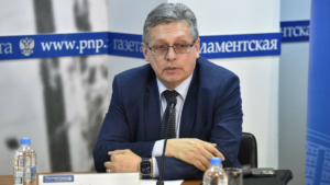 Рифат Сабитов: «Работу по противодействию иностранным онлайн-площадкам надо начинать со школы»