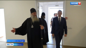 Митрополит Хабаровский и Приамурский Артемий освятил в Николаевске духовно-просветительский центр